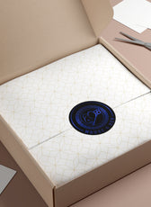 Autocollant rond en vinyle souris et clé — Emblème bleu