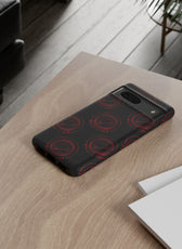 Coque de téléphone — Motif logo M&K à timbre rouge